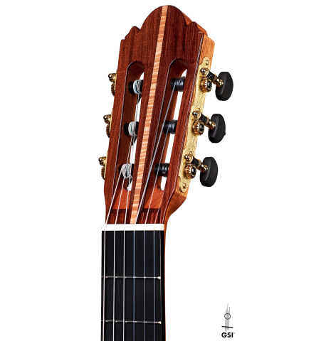 The headstock of a 2022 Wolfgang Jellinghaus &quot;Signature SP/SP 630&quot; double top guitar made of spruce and granadillo