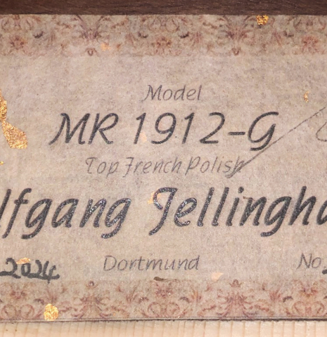 The label of a Wolfgang Jellinghaus "1912 Ex-Segovia" classical guitar made of spruce and granadillo.