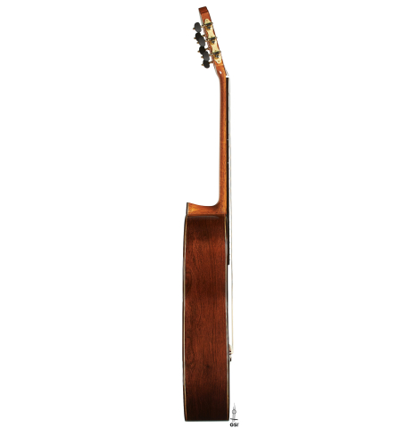 The side of a Wolfgang Jellinghaus "Alemana" 1a SP/SP" classical guitar made of spruce and African rosewood