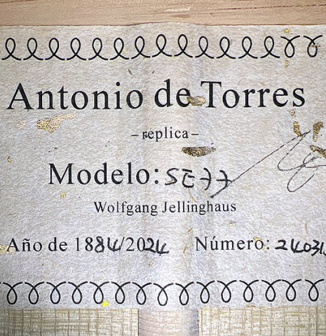 This is the label of a Wolfgang Jellinghaus "Torres 77" classical guitar made of spruce and maple