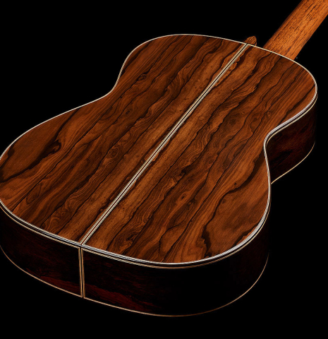 The back and sides of a Wolfgang Jellinghaus "1912 Ex-Segovia 630" classical guitar made of spruce and ziricote