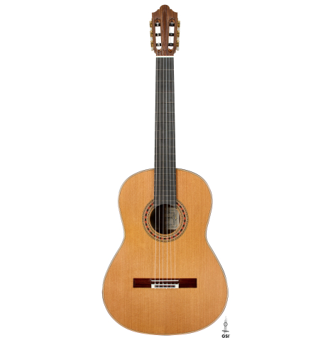 The front of a 2026 Wolfgang Jellinghaus "Friederich" classical guitar made of cedar and Indian rosewood