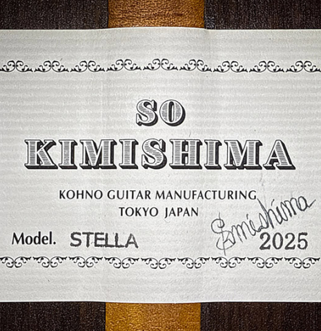 The label of a 2025 So Kimishima “Stella” classical guitar made of cedar and Indian rosewood