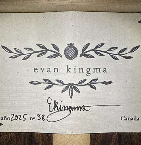 The label of a 2025 Evan Kingma classical guitar made of spruce and ziricote