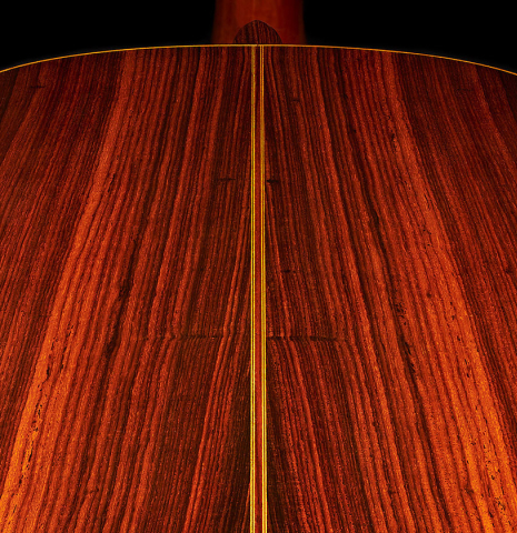 The back center seam of a 1964 Masaru Kohno "4" classical guitar made of spruce and Indian rosewood