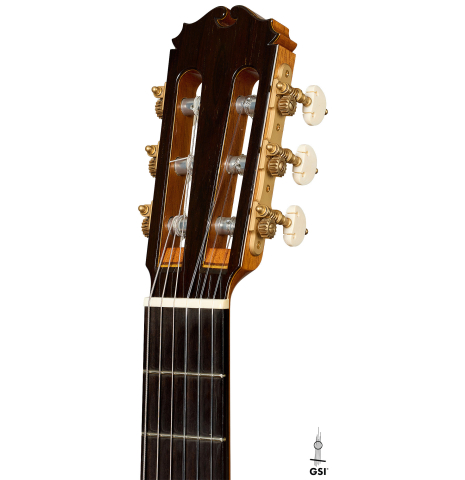 The headstock of a 2003 Sakurai-Kohno "Maestro" classical guitar (ex John Dearman) made of spruce and CSA rosewood