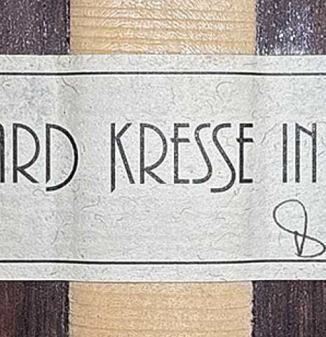 The label of a 1998 Bernhard Kresse "Panormo" classical guitar made of spruce and CSA rosewood