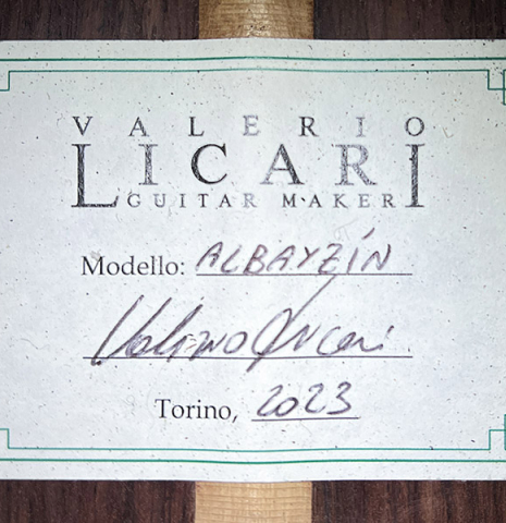 The label of a 2023 Valerio Licari classical guitar made with spruce and Indian rosewood