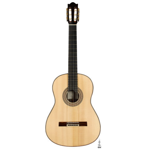 The front of a 2025 Valerio Licari "Lesna - Special Edition" classical guitar made of spruce and ziricote