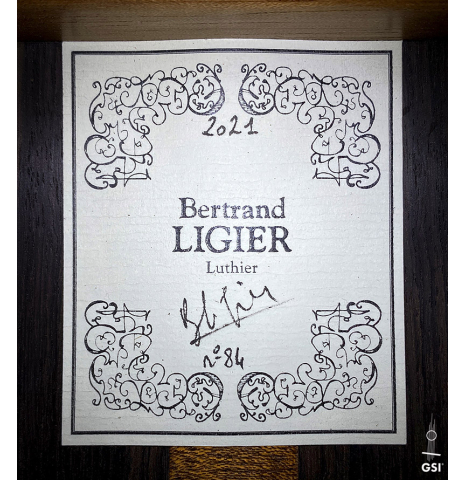 The label of a 2021 Bertrand Ligier classical guitar made of cedar and Indian rosewood