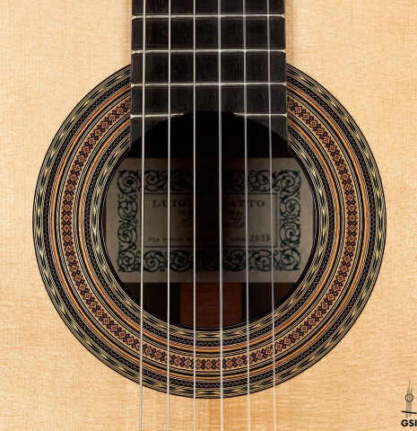The rosette of a 2023 Luigi Locatto classical guitar made of spruce and CSA rosewood