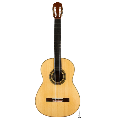 The front of a 2019 Luigi Locatto classical guitar made of spruce and Indian rosewood