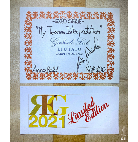 The label of a 2021 Gabriele Lodi "Torres" classical guitar made of spruce and maple.