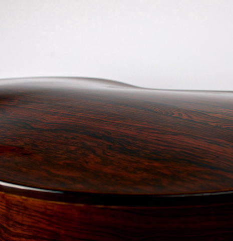 The sculpted back shape of a 2006 Simon Marty (ex Scott Tennant) classical guitar made of spruce and cocobolo