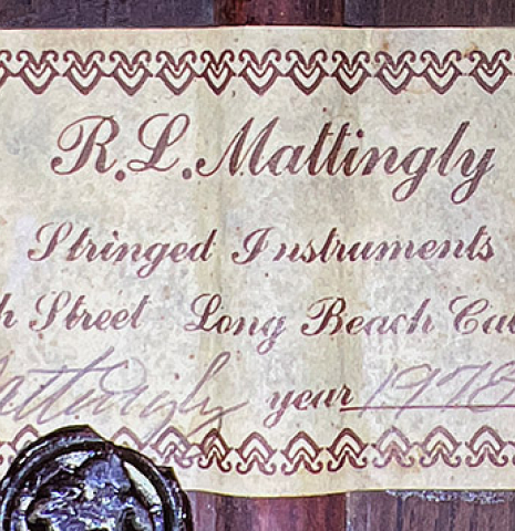 The label of a 1978 Robert Mattingly classical guitar made of cedar and CSA rosewood