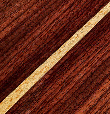 The back with center seam inlay of a 2023 Fernando Moreno classical guitar made of spruce and Indian rosewood