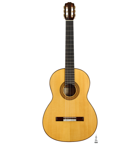 The front of a 2024 Stefan Nitschke "Santos" classical guitar made of spruce and CSA rosewood