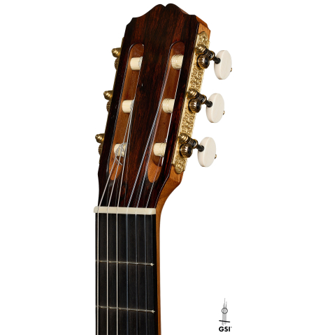 The headstock of a 2024 Stefan Nitschke "Santos" classical guitar made of spruce and CSA rosewood