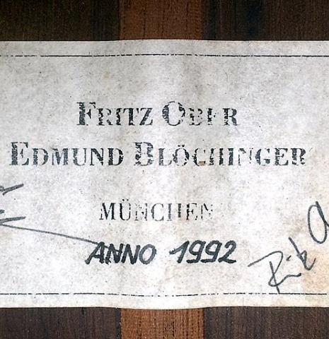 The label of a 1992 Ober/Blochinger classical guitar made of spruce and CSA rosewood