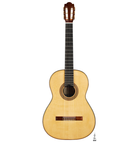 The front of a 2019 Fritz Ober classical guitar made of spruce and CSA rosewood