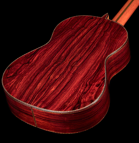 The cocobolo back of a 2022 Teodoro Perez "Especial" classical guitar with a spruce top