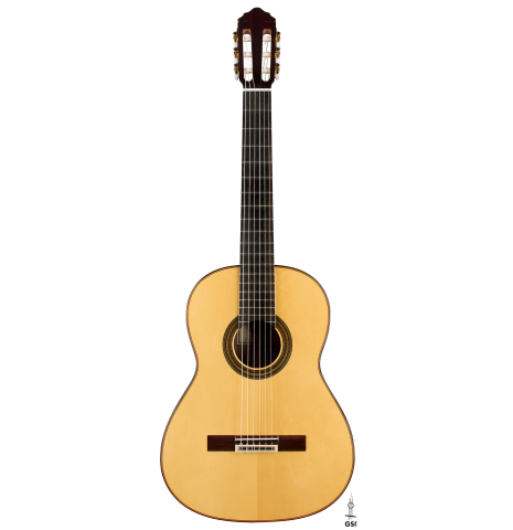 The front of a 2025 Teodoro Perez "Estudio C-650" classical guitar made of spruce and Indian rosewood