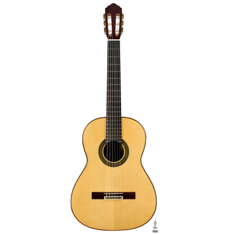 The front of a 2026 Teodoro Perez "Estudio C-650" classical guitar made of spruce and Indian rosewood