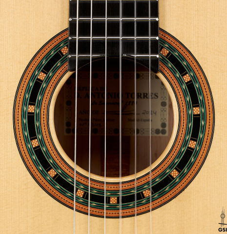 The rosette of a 2024 Teodoro Perez "1884 Torres - La Emperatriz" classical guitar made of spruce and maple