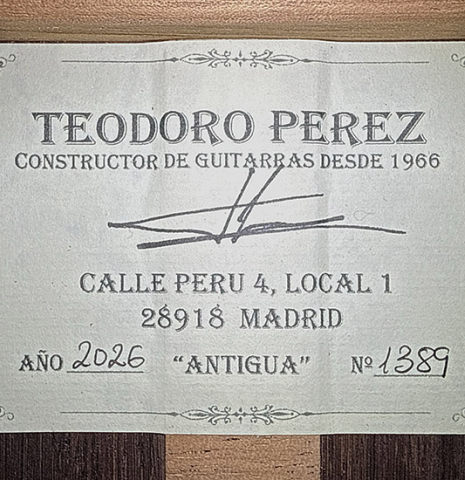 The label of a 2026 Teodoro Perez "Antigua" classical guitar made of cedar and African rosewood