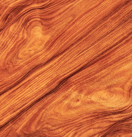 Detail of the back of a 2023 Teodoro Perez "Especial" classical guitar made of cedar and pau ferro
