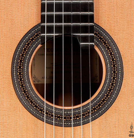The rosette of a 2023 Teodoro Perez "Especial" classical guitar made of cedar and pau ferro