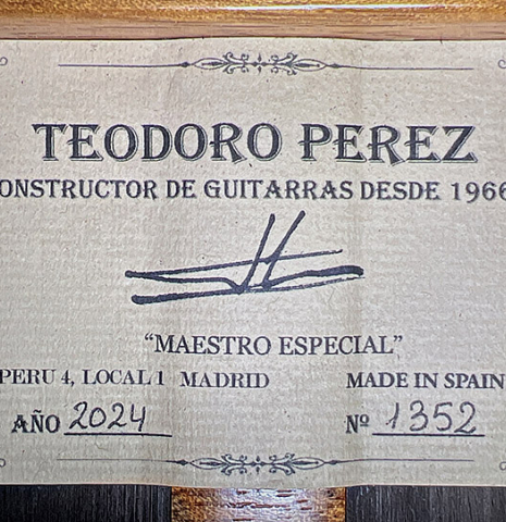 The label of a 2024 Teodoro Perez "Especial" classical guitar made of cedar and African ebony