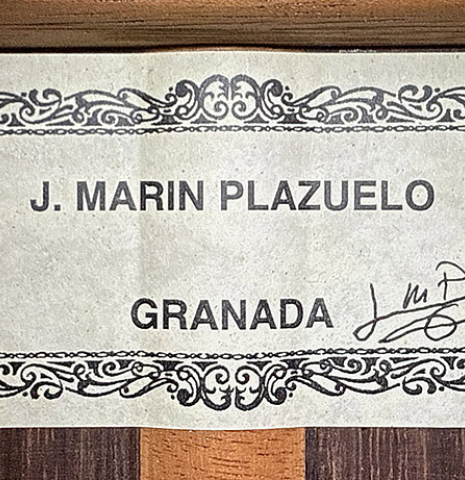 The label of a 2021 Jose Marin Plazuelo "Bouchet" classical guitar made with spruce and CSA rosewood