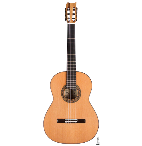 The front of a 2022 Raimundo Signature Edition “Tatyana Ryzhkova Black Limba” classical guitar made with cedar top The front of a 2022 Raimundo Signature Edition “Tatyana Ryzhkova Black Limba” classical guitar made with cedar top