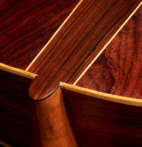 The heel, back binding and purfling of a 1913 Jose Ramirez I (Romero collection) made of spruce and CSA rosewood
