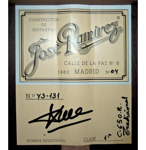 The label of a 2004 Jose Ramirez "1a" classical guitar made of cedar and CSA rosewood