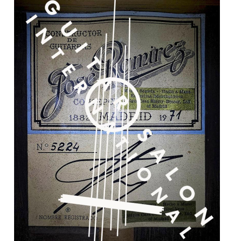 The label of a 1971 Jose Ramirez "1a" classical guitar made of cedar and CSA rosewood