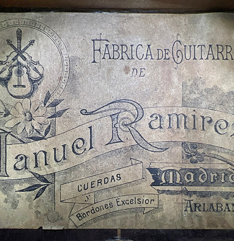 The label of a 1900's Manuel Ramirez &quot;Santos&quot; vintage classical guitar made of spruce and mahogany