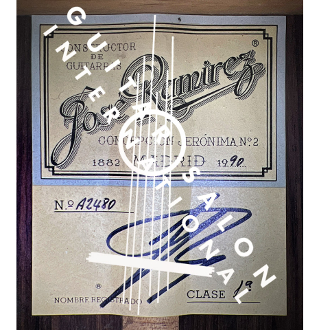 The label of a 1990 Jose Ramirez "1a" (ex Gianvito Pulzone) classical guitar made of cedar and Indian rosewood