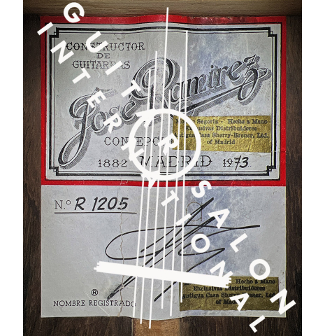 The label of a 1973 Jose Ramirez "2a" Spanish classical guitar made with cedar top and CSA rosewood back and sides.