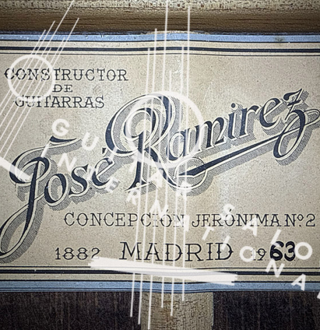 The label of a 1963 Jose Ramirez "1a AM" classical guitar made of spruce and CSA rosewood by Antonio Martinez.