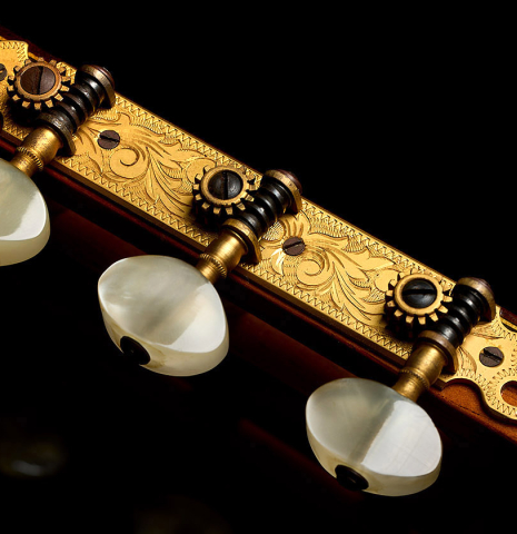 The Fustero tuning machines of a 1962 Jose Ramirez "1a AM" classical guitar made of spruce and CSA rosewood