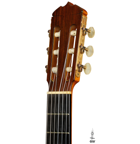 The headstock of a 1962 Jose Ramirez "1a AM" classical guitar made of spruce and CSA rosewood