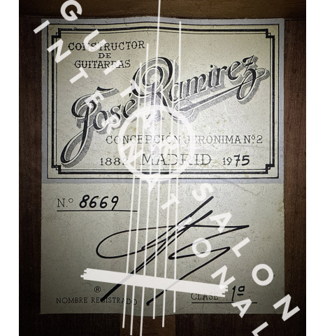 The label of a 1975 Jose Ramirez "1a" classical guitar made of cedar and Indian rosewood