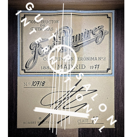 The label of a 1977 Jose Ramirez "1a" classical guitar made of cedar and Indian rosewood