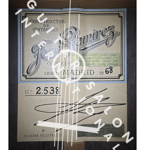 The label of a 1968 Jose Ramirez "1a" classical Spanish guitar made with cedar and CSA rosewood.