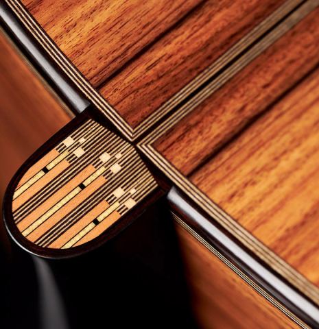 Neo art-deco heel of a 2022 Richard Reynoso classical guitar made of spruce and pau ferro