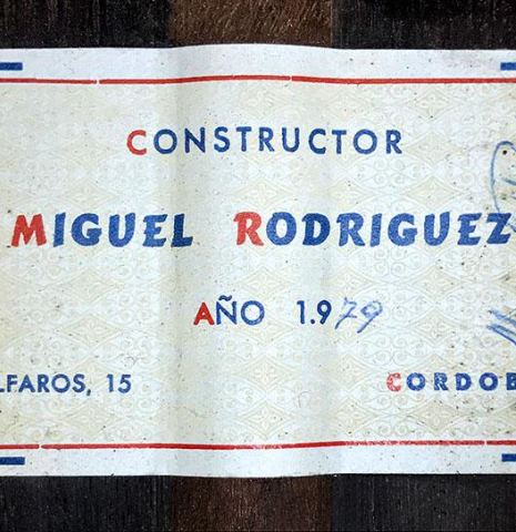 The label of a 1979 Miguel Rodriguez &quot;Churchdoor&quot; guitar made with cedar soundboard and CSA rosewood back and sides