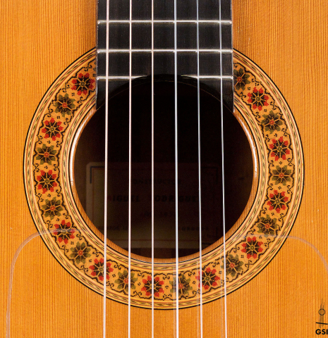 The rosette of a 1976 Miguel Rodriguez &quot;Churchdoor&quot; (ex Angel Romero) made of cedar and CSA rosewood.
