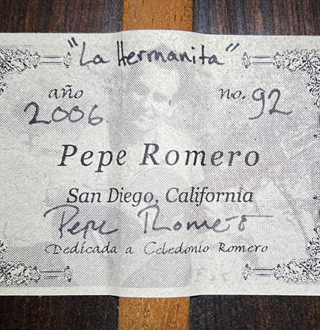 The label of a 2006 Pepe Romero classical guitar made of spruce and CSA rosewood